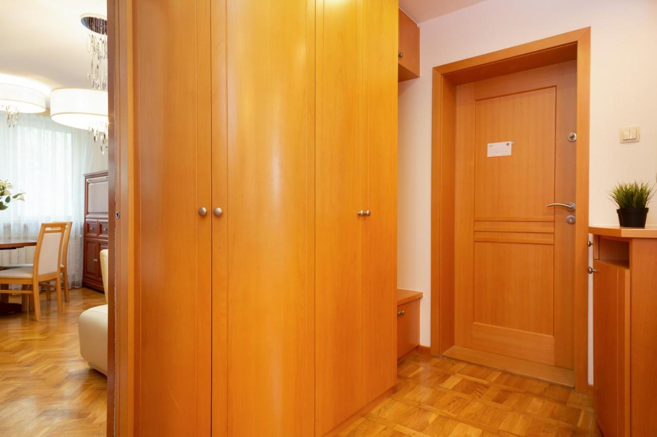 Two-Bedroom Family Apartment Esperanto Next To Klif By Noclegi Renters Varsavia Esterno foto